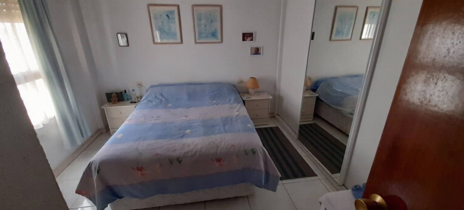 Appartement en première ligne de plage à Benalmádena — Chambre