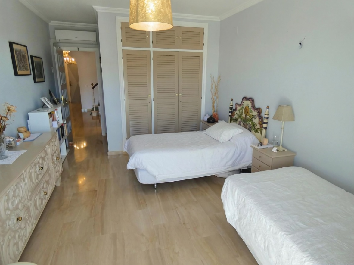 Duplex en première ligne de plage à Fuengirola — Chambre