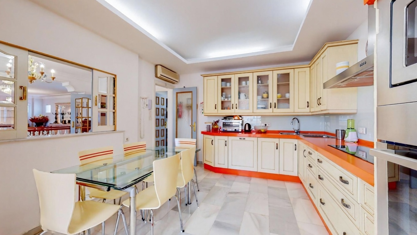 Duplex en première ligne de plage à Fuengirola — Cuisine