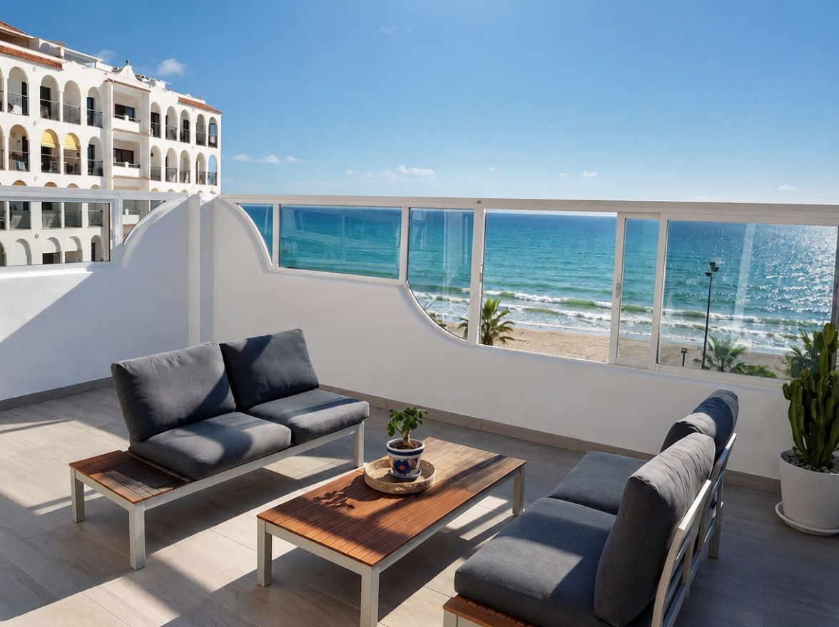 Appartement en attique en première ligne de mer à Fuengirola