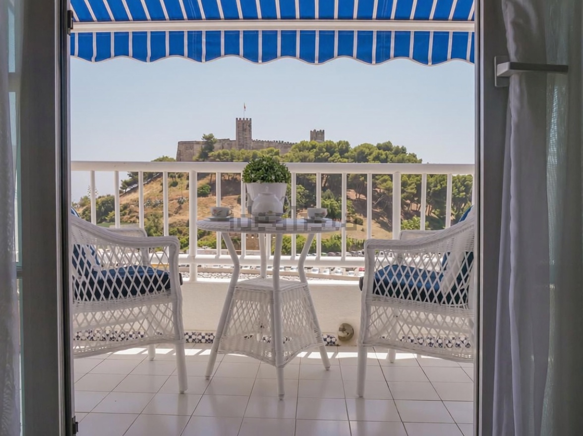 Dúplex en primera línea de playa en Fuengirola — Terraza mar