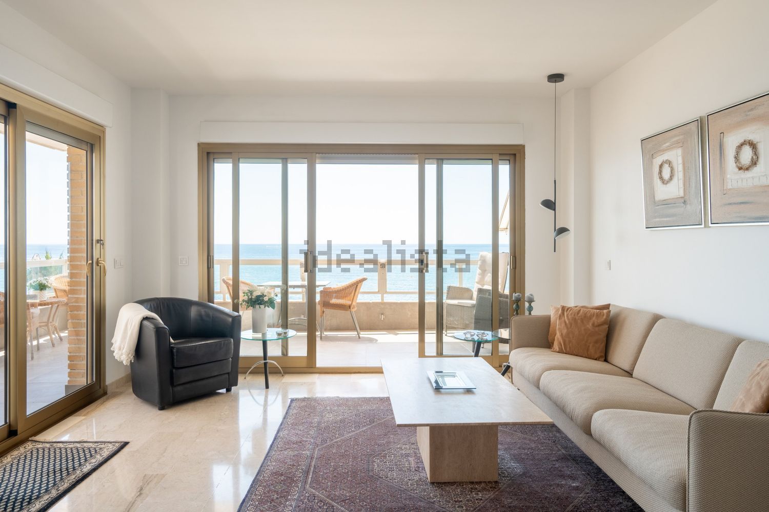 Appartement à vendre pieds dans l'eau à Fuengirola