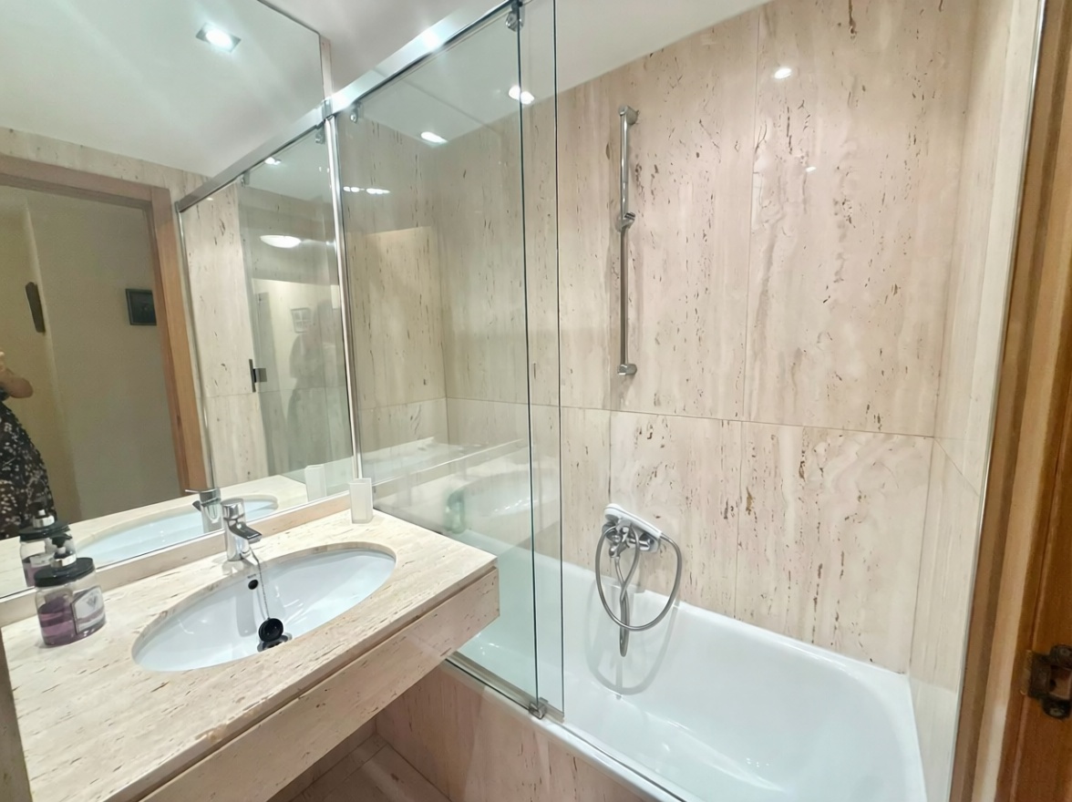 Apartamento em primeira linha de praia em Fuengirola — Casa banho
