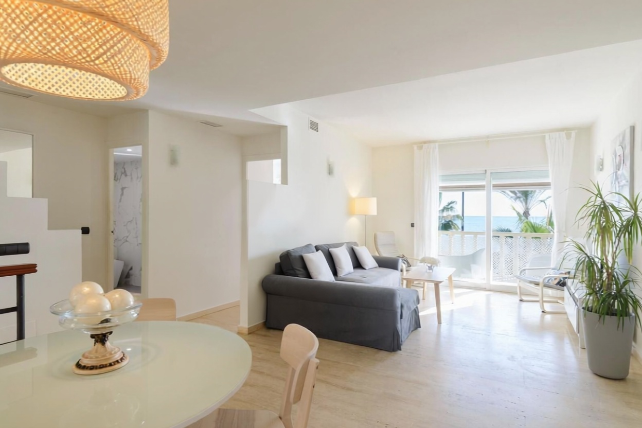 Chalet avec accès direct à la plage à Fuengirola — Séjour