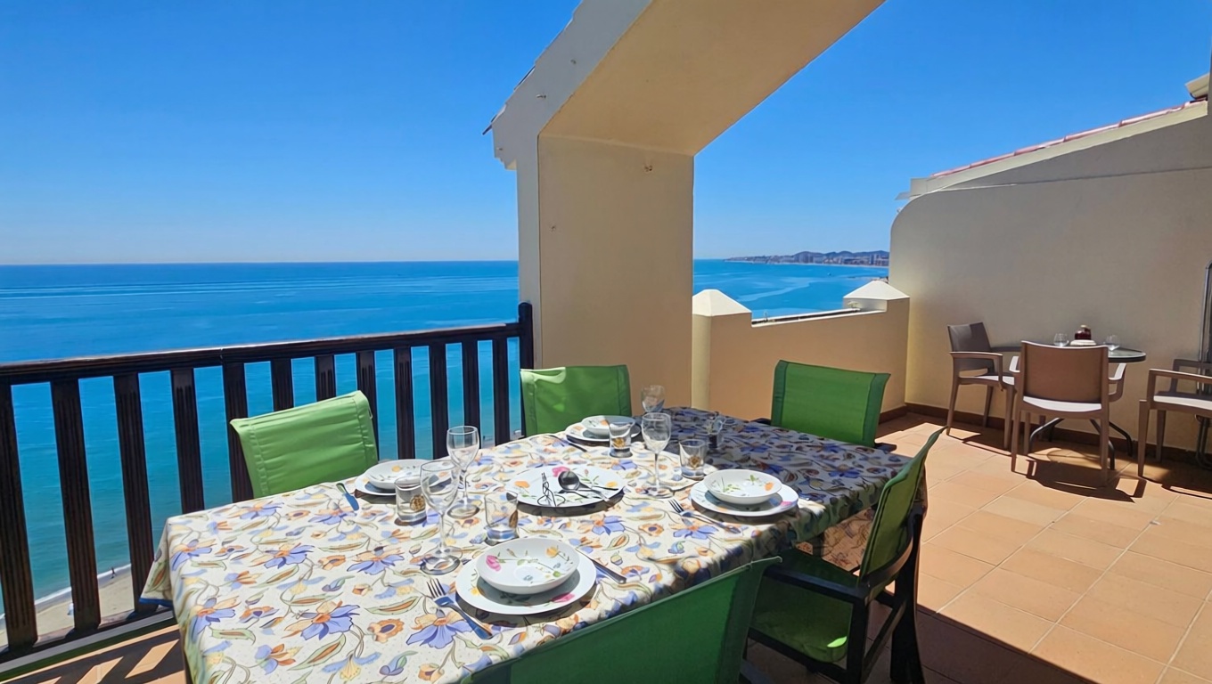 Duplex en première ligne de plage à Fuengirola