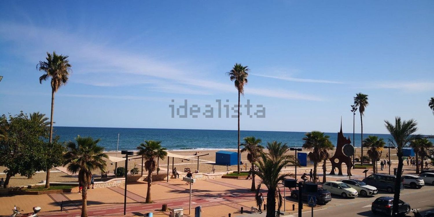 Wohnung zum Verkauf in direkter Strandlage in Fuengirola