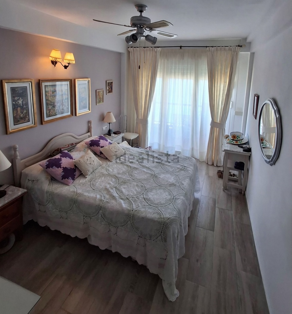 Apartamento em primeira linha de praia em Fuengirola — Quarto