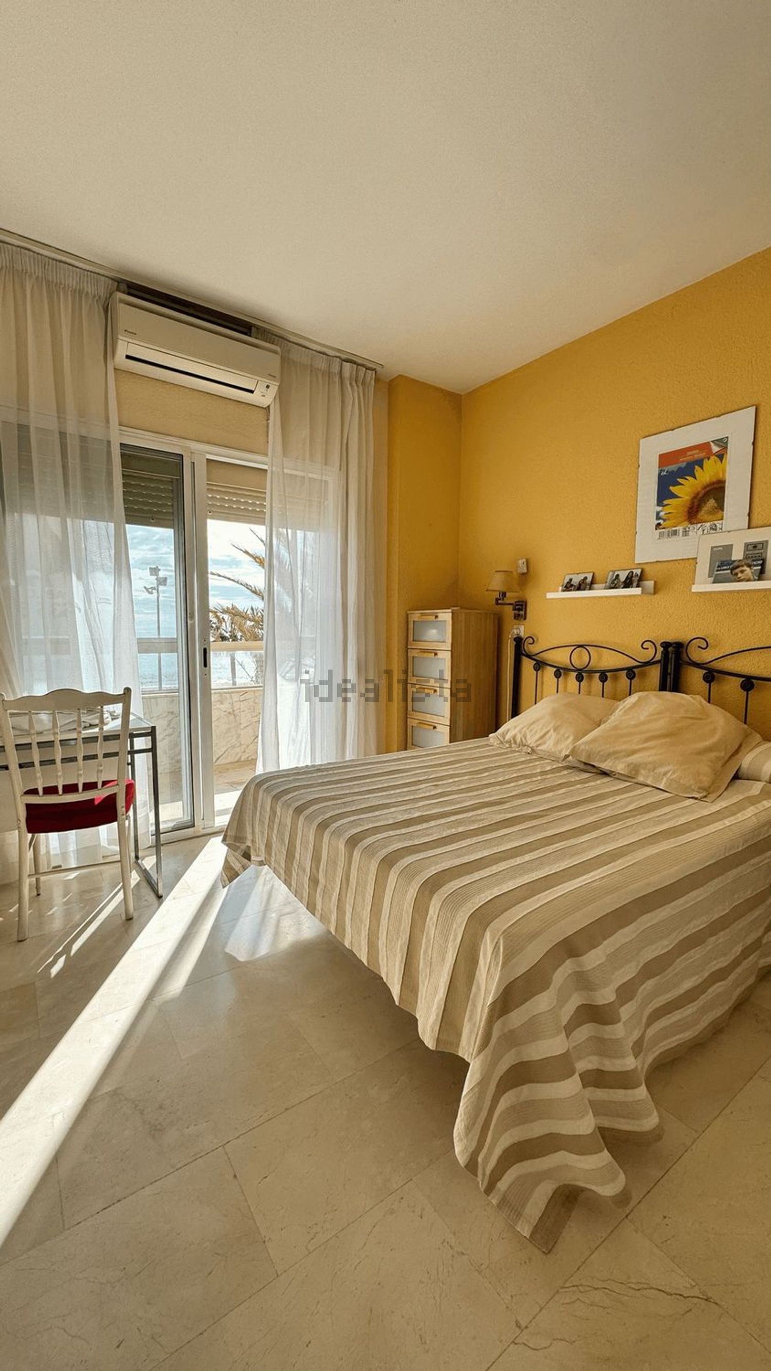 Wohnung zum Verkauf in direkter Strandlage in Fuengirola
