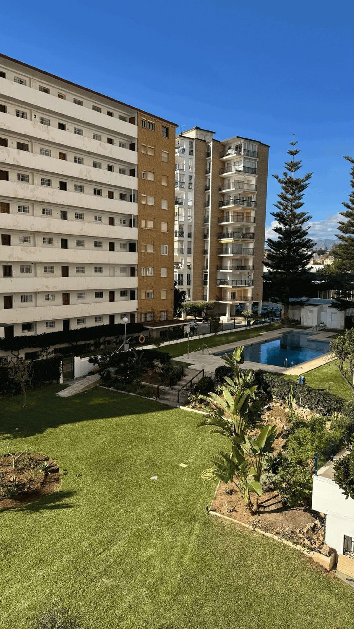 Wohnung zum Verkauf in direkter Strandlage in Fuengirola