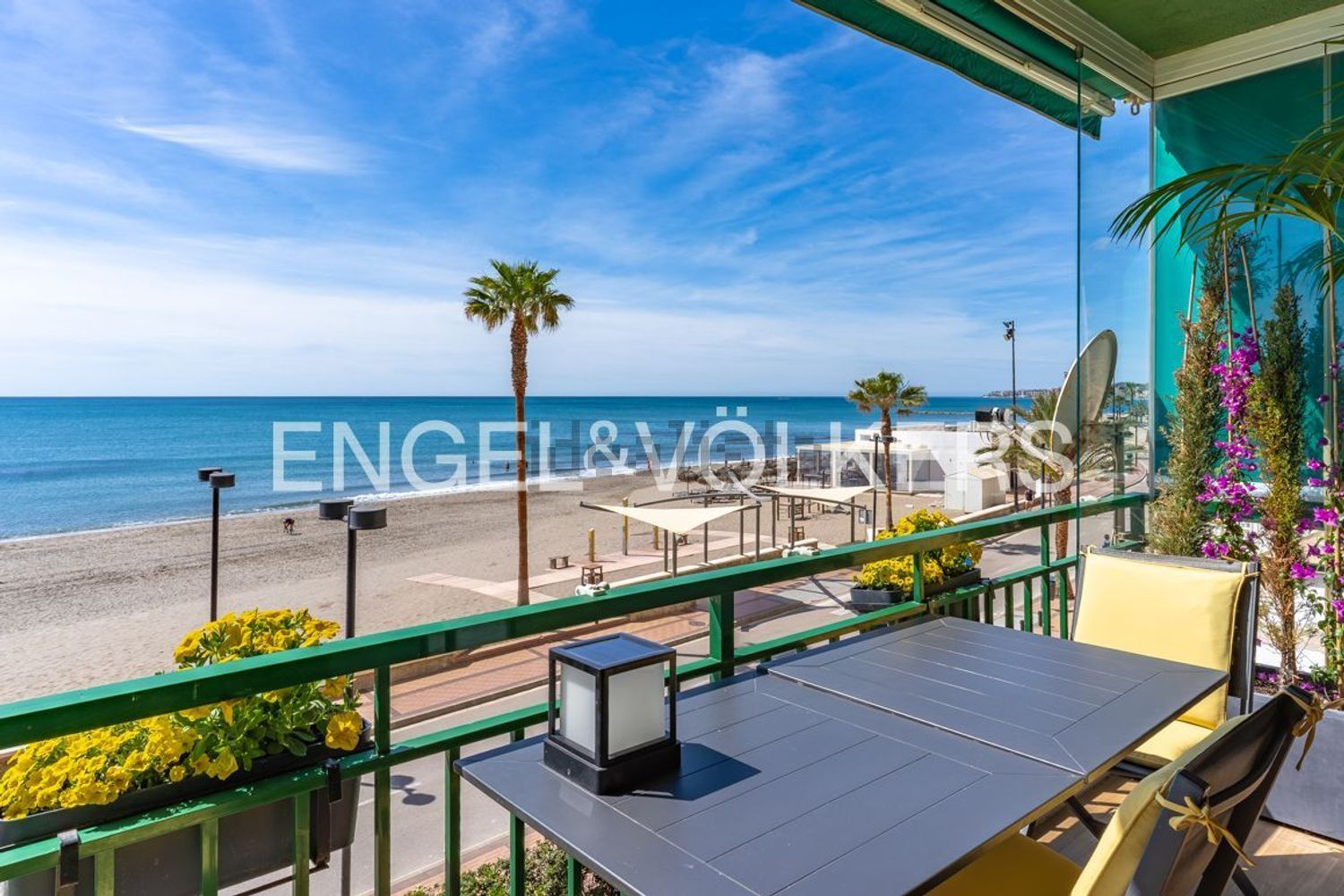 Wohnung zum Verkauf in direkter Strandlage in Fuengirola