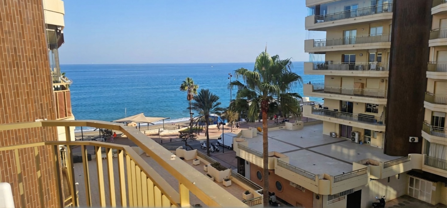 Piso en primera línea de playa en Fuengirola