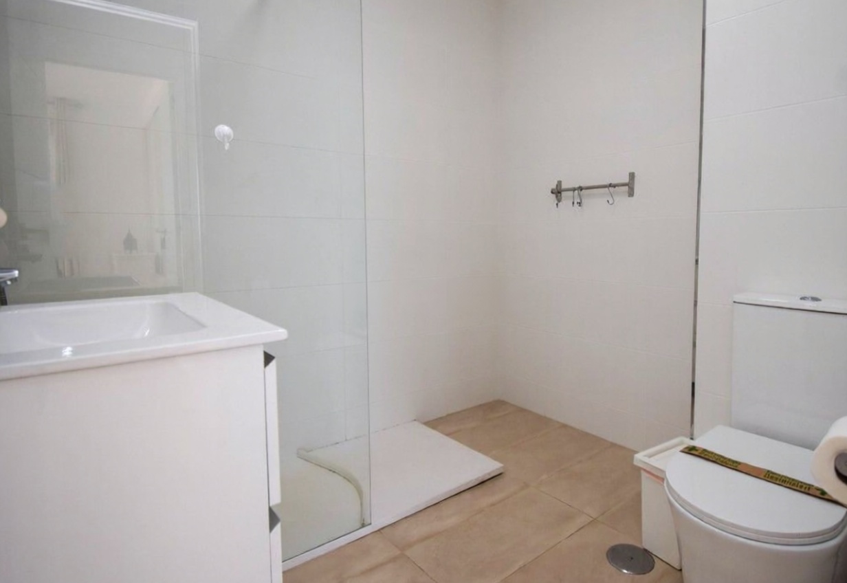 Apartamento em primeira linha de praia em Fuengirola — Casa banho
