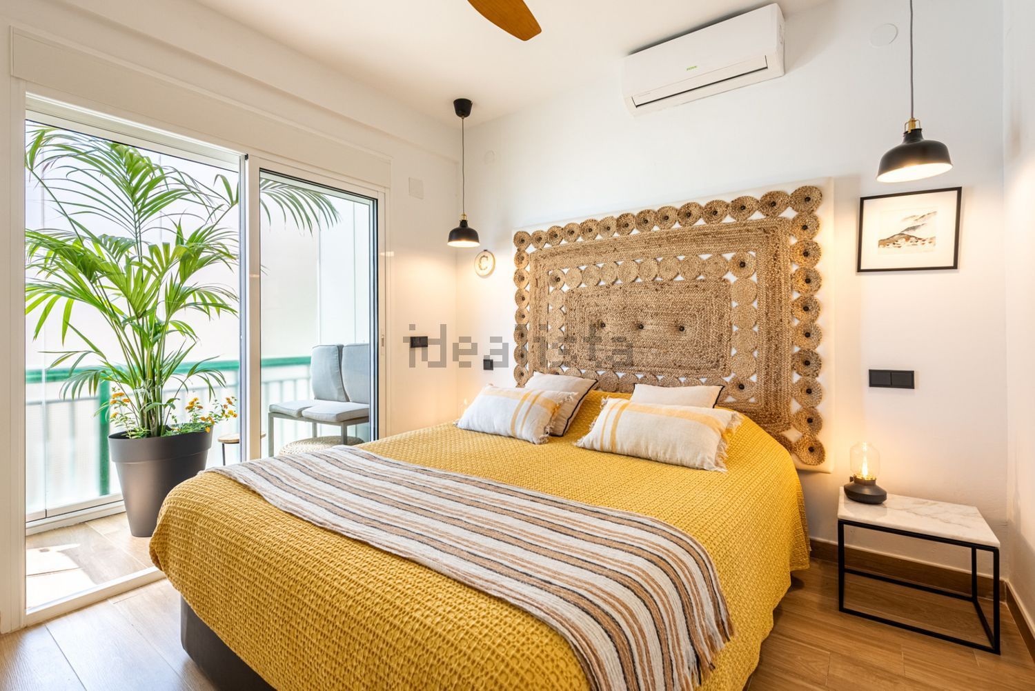 Wohnung zum Verkauf in direkter Strandlage in Fuengirola