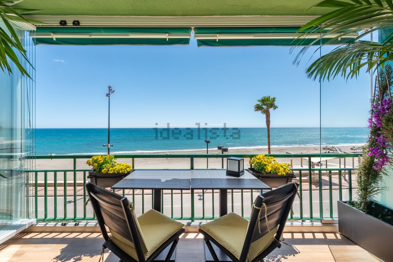 Wohnung zum Verkauf in direkter Strandlage in Fuengirola