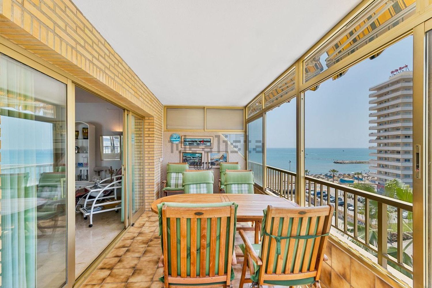 Flat for sale frontline beach in Fuengirola