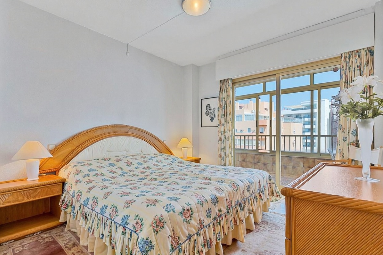 Appartement en première ligne de plage à Fuengirola — Chambre