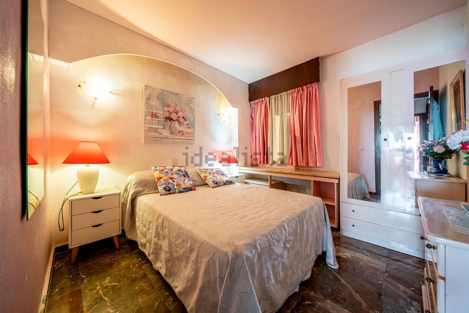 Wohnung zum Verkauf in direkter Strandlage in Fuengirola