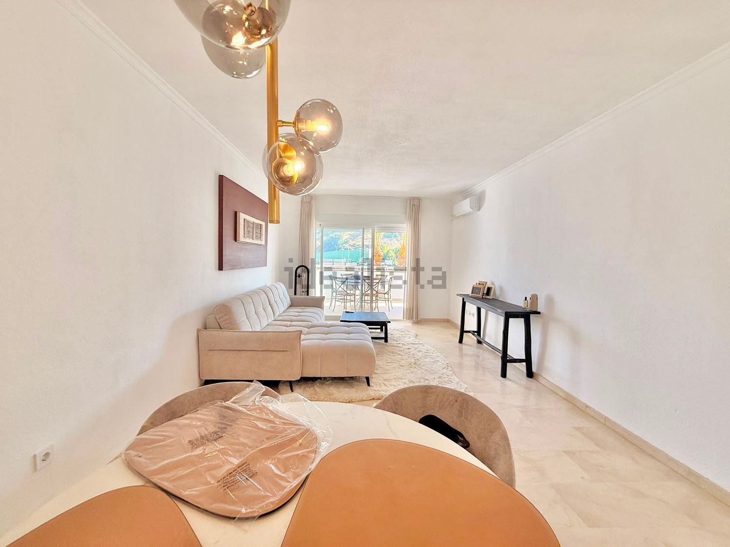 Flat for sale frontline beach in Fuengirola