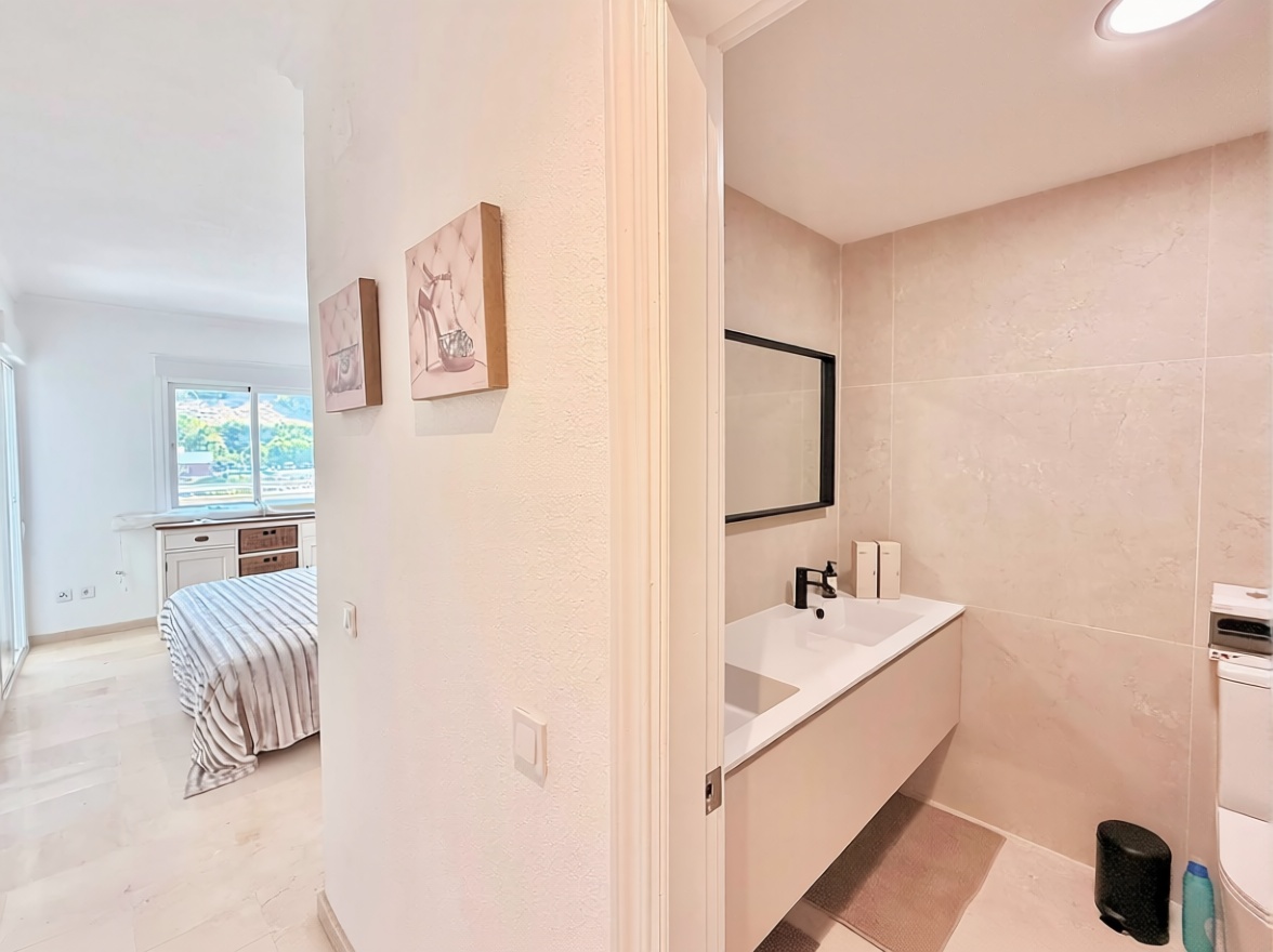 Appartement en première ligne de plage à Fuengirola — Sanitaires