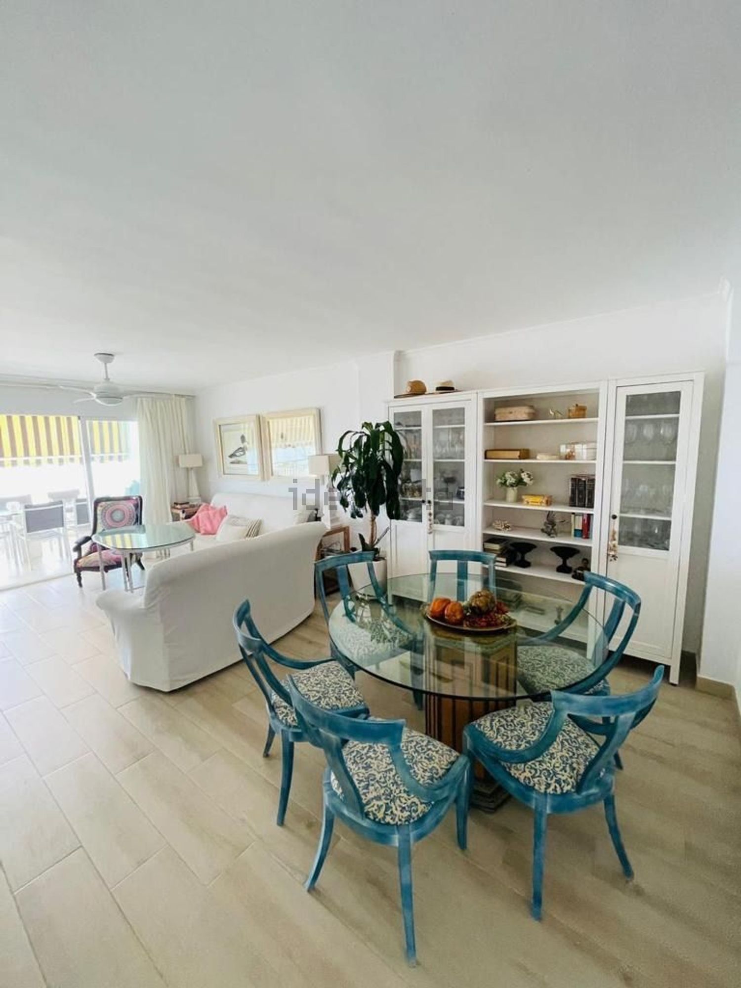 Wohnung zum Verkauf in direkter Strandlage in Fuengirola