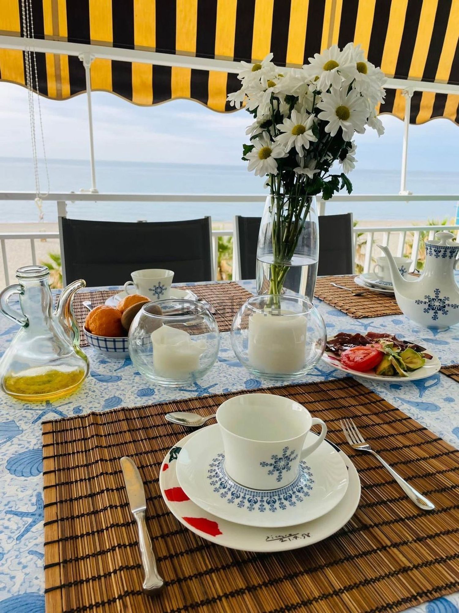 Wohnung zum Verkauf in direkter Strandlage in Fuengirola