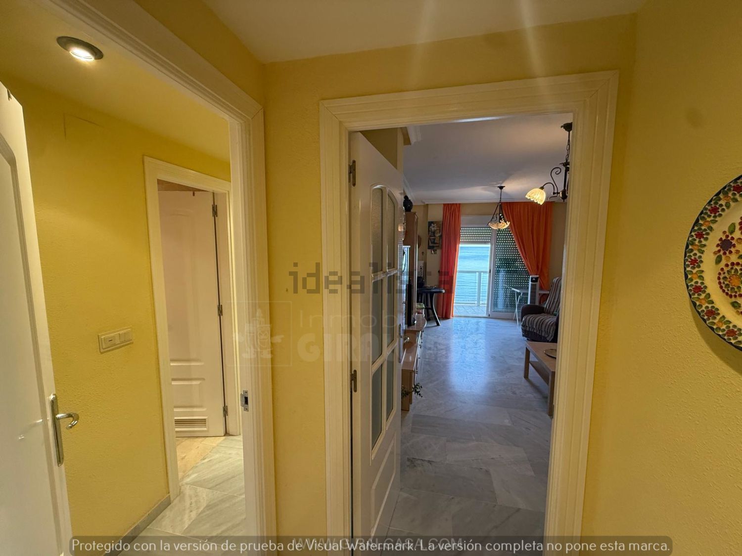 Wohnung zum Verkauf in direkter Strandlage in Fuengirola