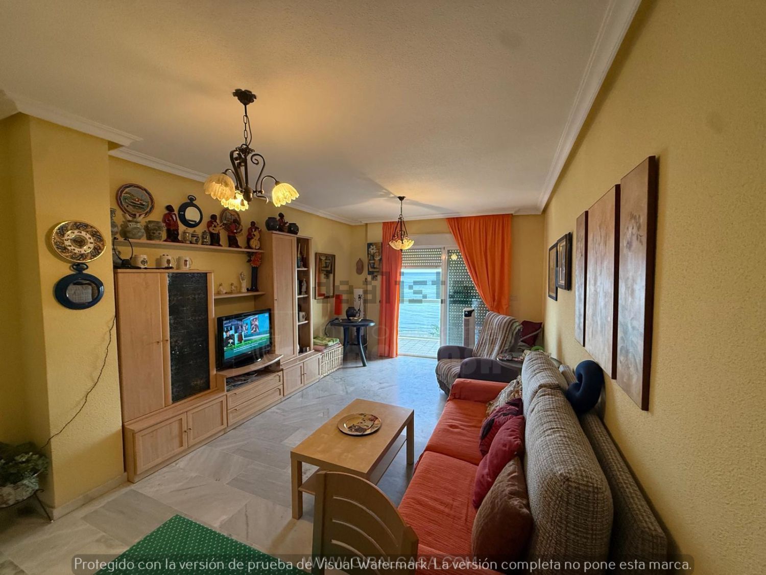 Wohnung zum Verkauf in direkter Strandlage in Fuengirola