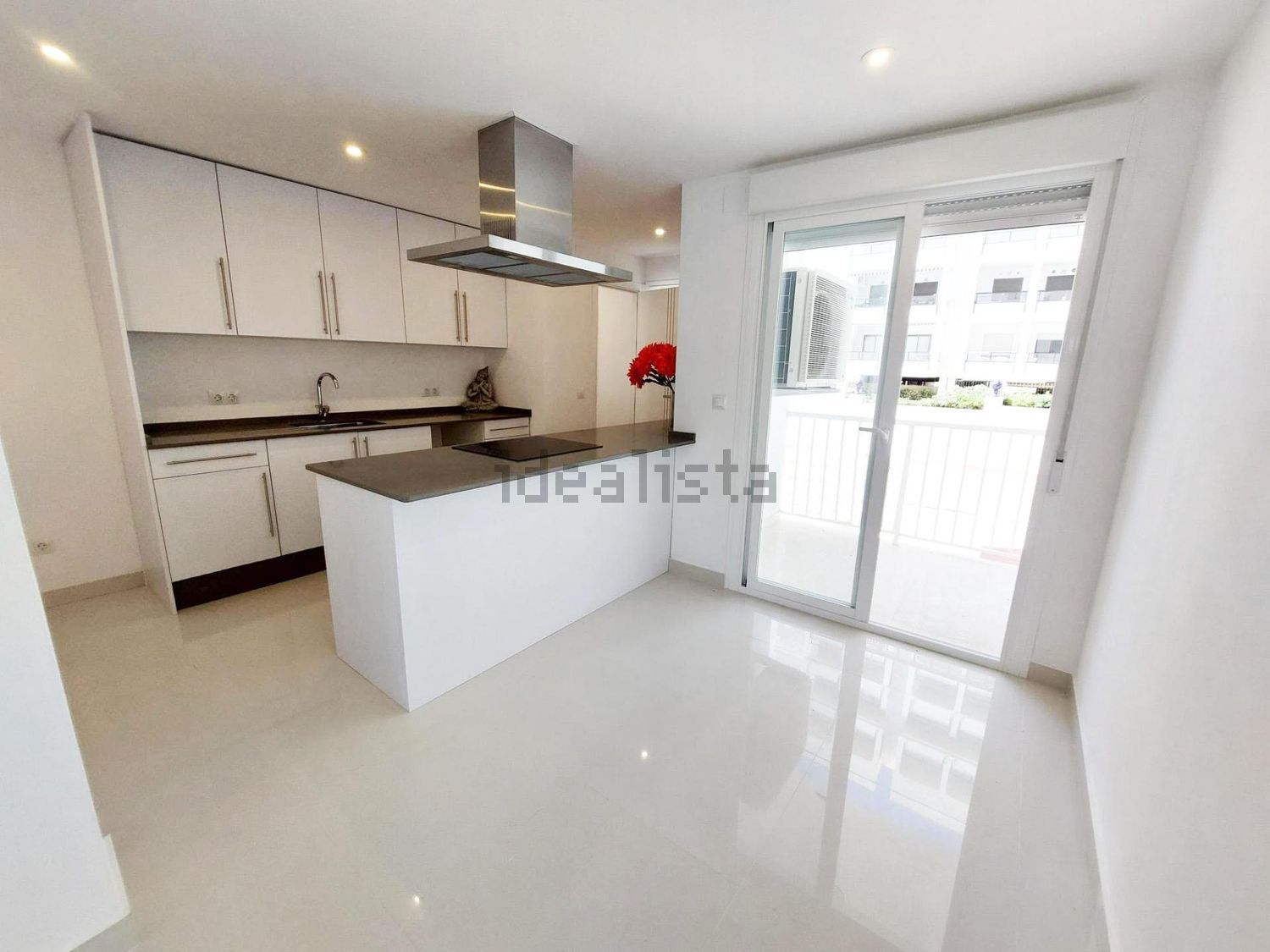 Apartamento à venda pé na areia em Fuengirola