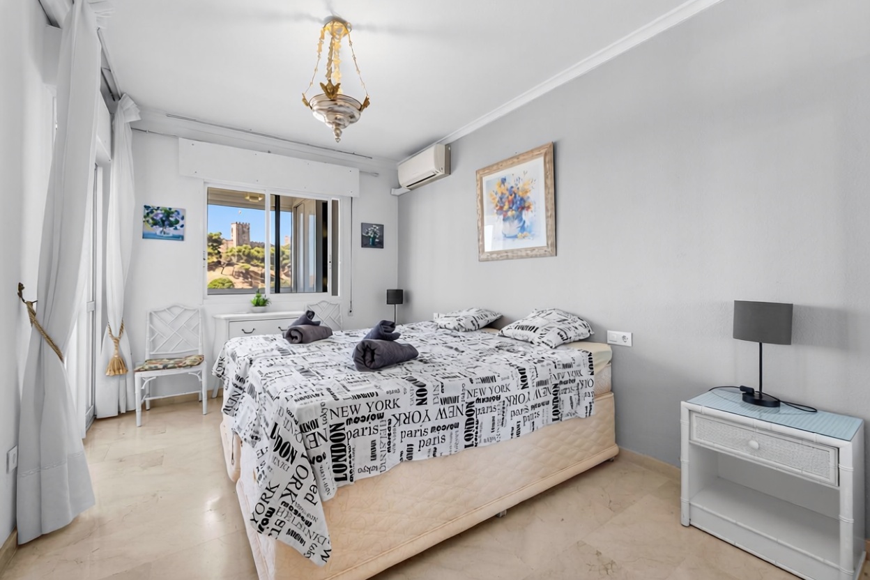 Appartement en première ligne de plage à Fuengirola — Chambre