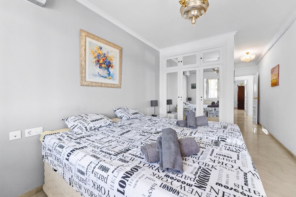 Appartement en première ligne de plage à Fuengirola — Chambre