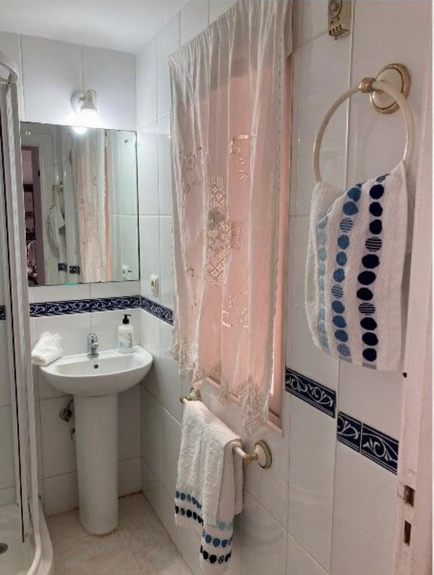 Appartement en première ligne de plage à Fuengirola — Sanitaires