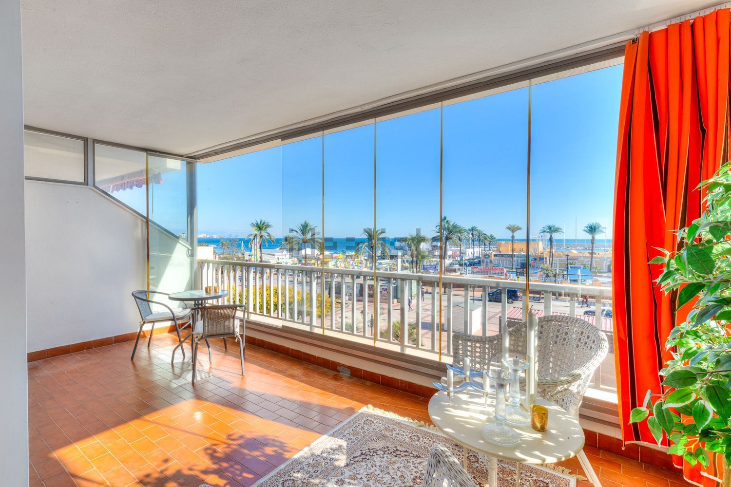 Appartement à vendre pieds dans l'eau à Fuengirola