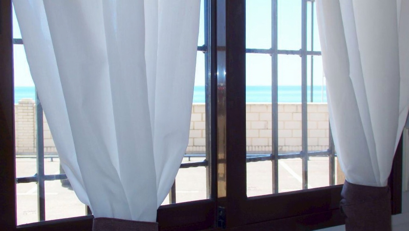 Apartamento em primeira linha de praia em Fuengirola — Vista mar