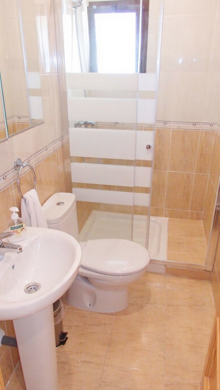 Apartamento em primeira linha de praia em Fuengirola — Casa banho