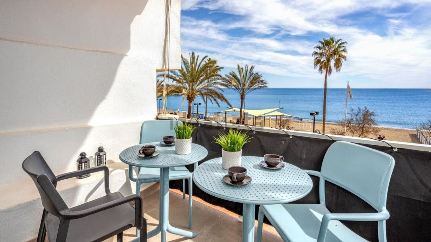 Apartamento à venda pé na areia em Fuengirola