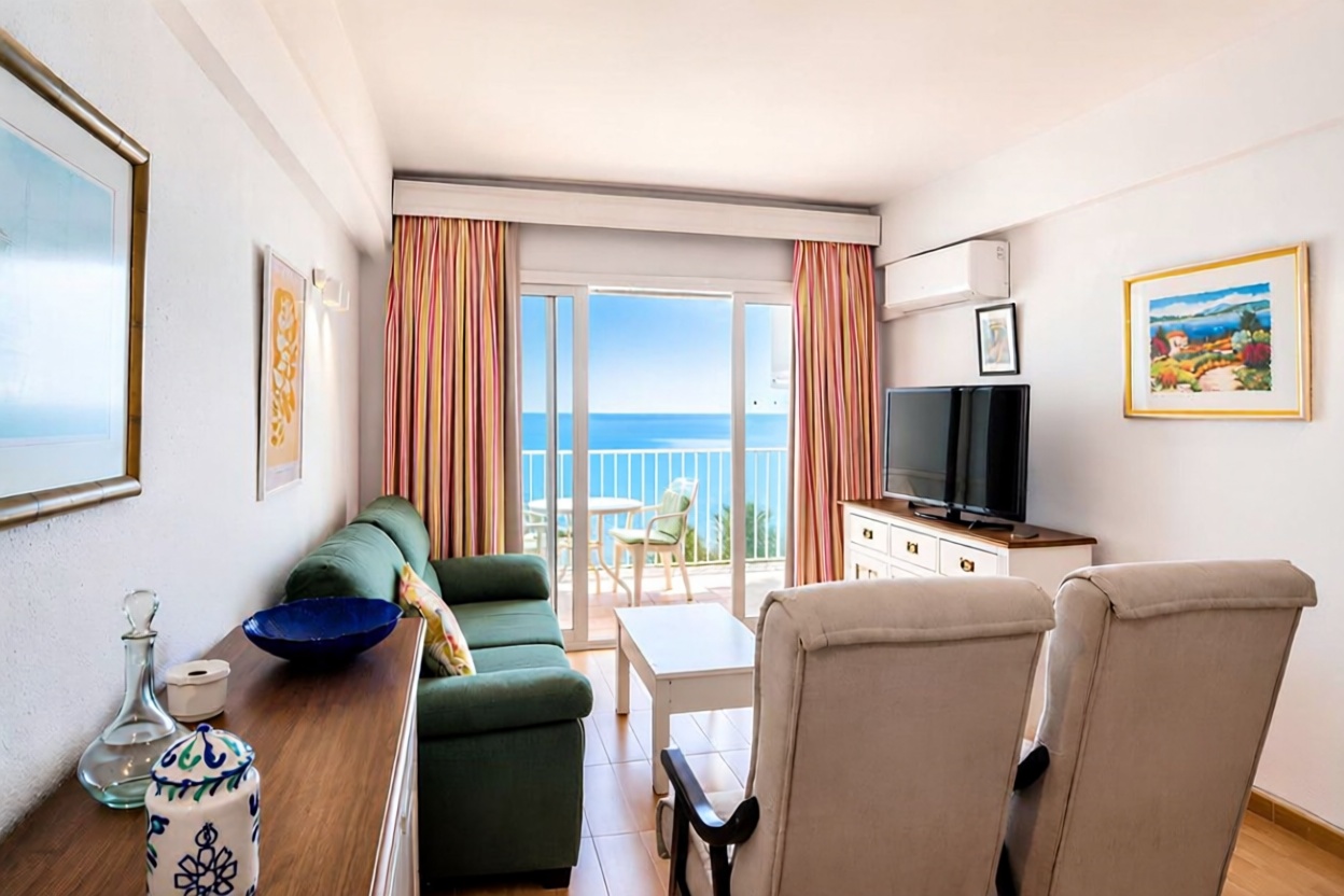 Apartamento em primeira linha de praia em Fuengirola — Sala