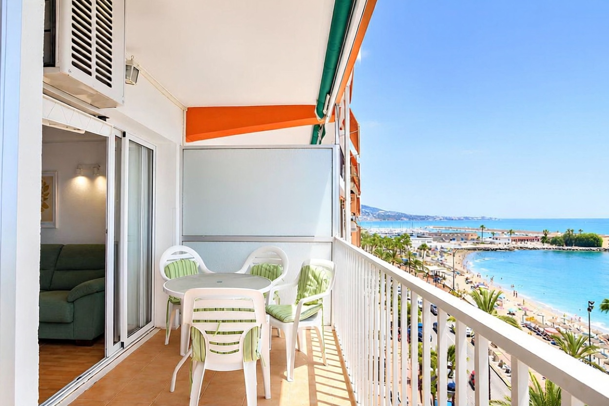 Apartamento em primeira linha de praia em Fuengirola — Vista mar