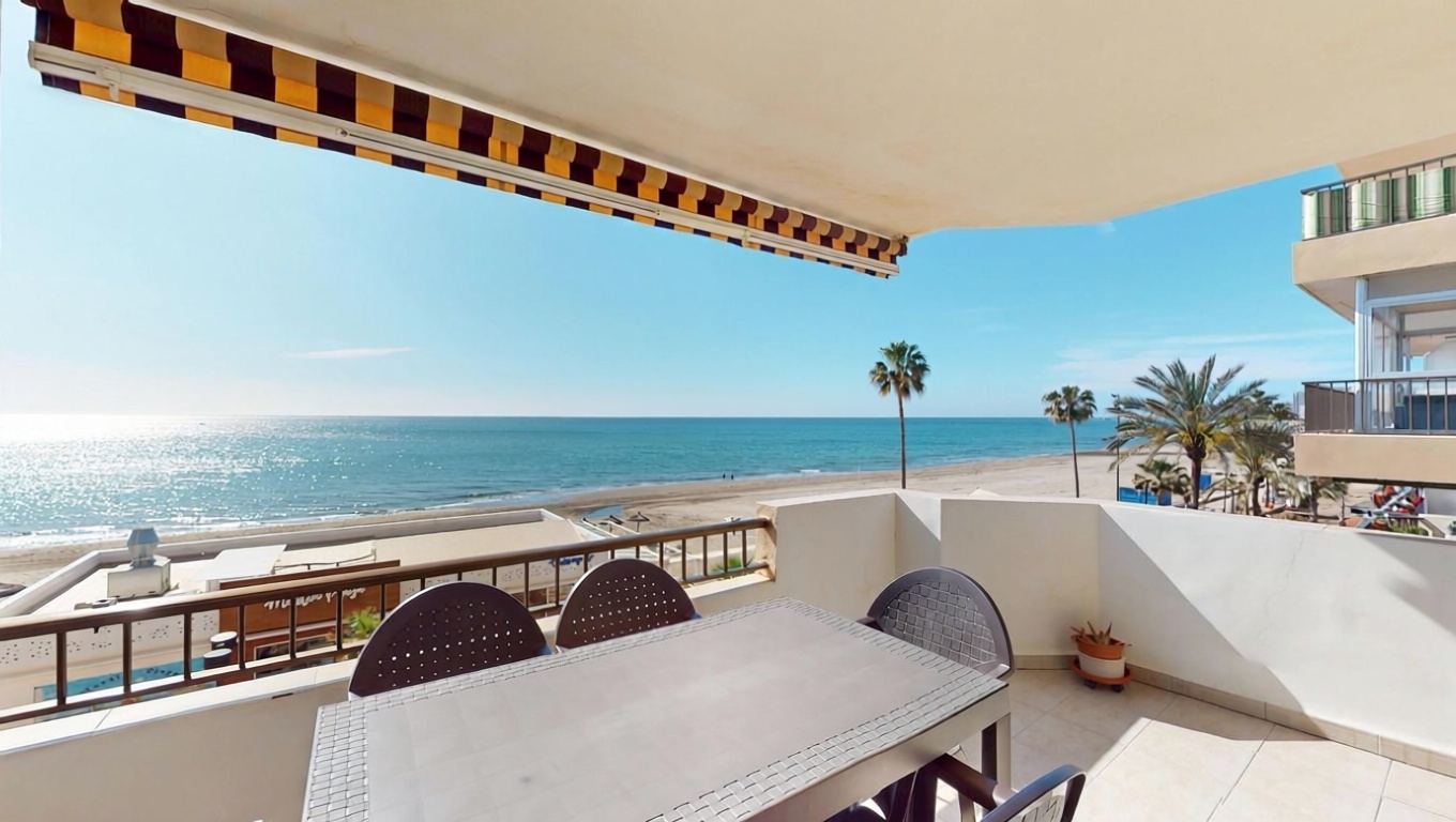 Appartement en première ligne de plage à Fuengirola