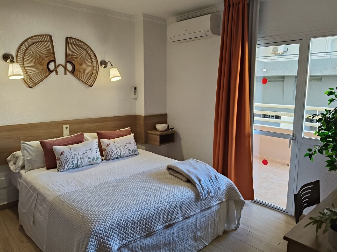 Apartamento em primeira linha de praia em Fuengirola — Quarto