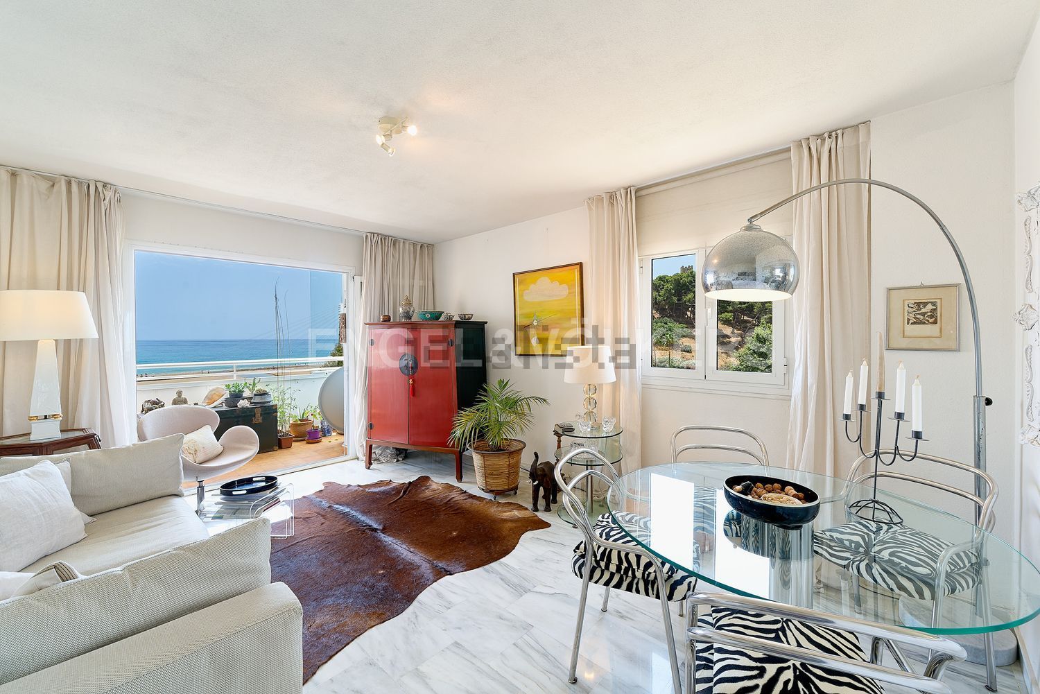 Appartement à vendre pieds dans l'eau à Fuengirola