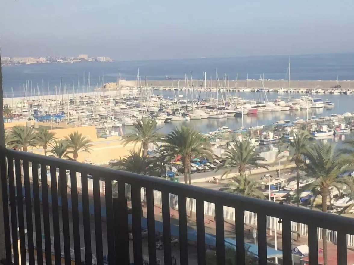 Appartement en première ligne de plage à Fuengirola — Terrasse mer