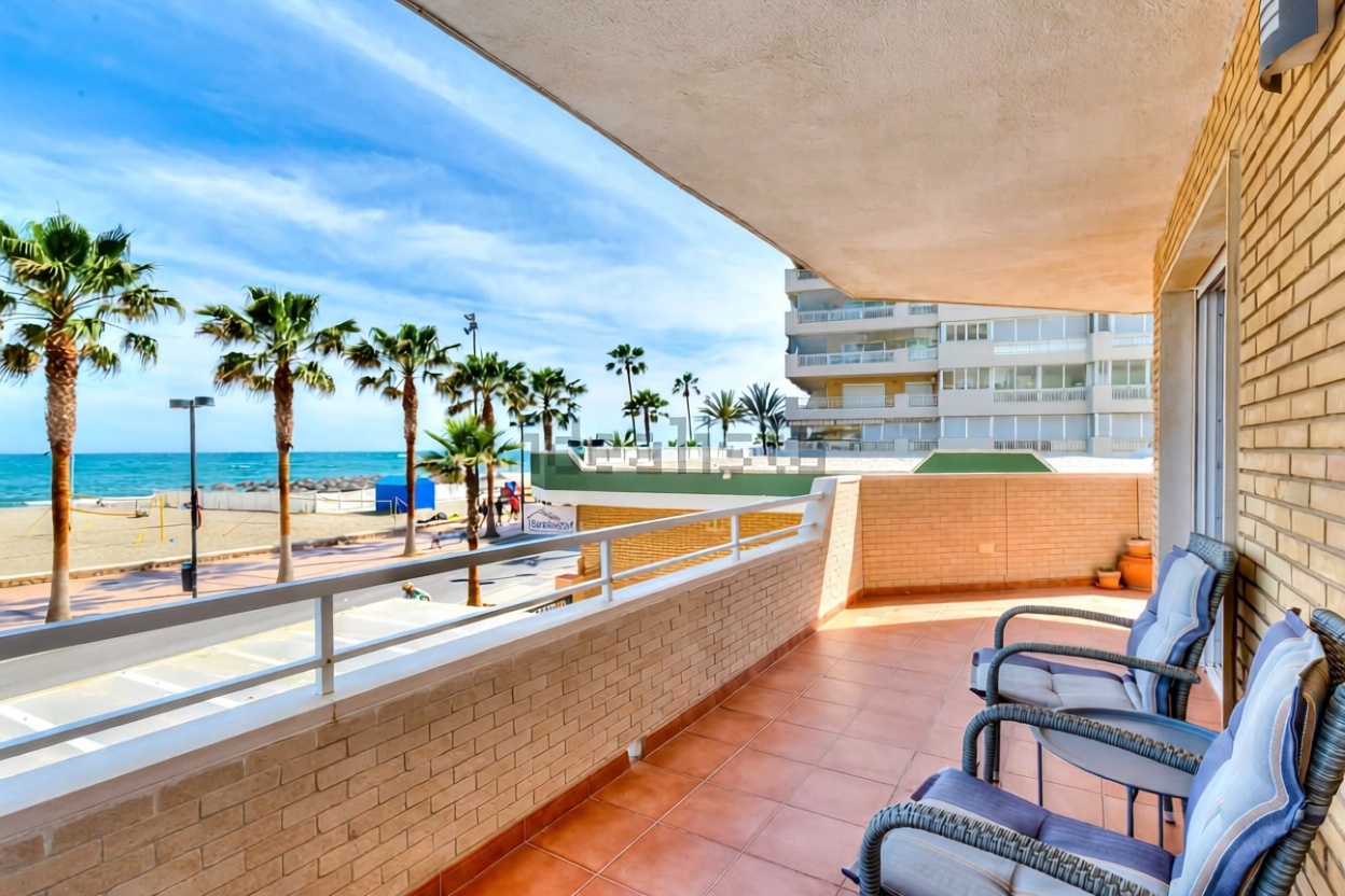 Appartement en première ligne de plage à Fuengirola
