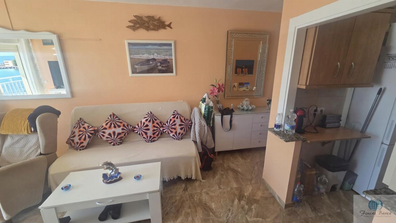 Piso en primera línea de playa en Fuengirola — Cocina