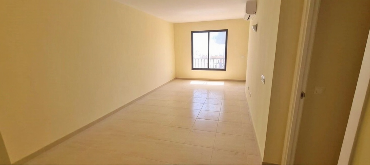 Appartement en première ligne de plage à Fuengirola — Séjour