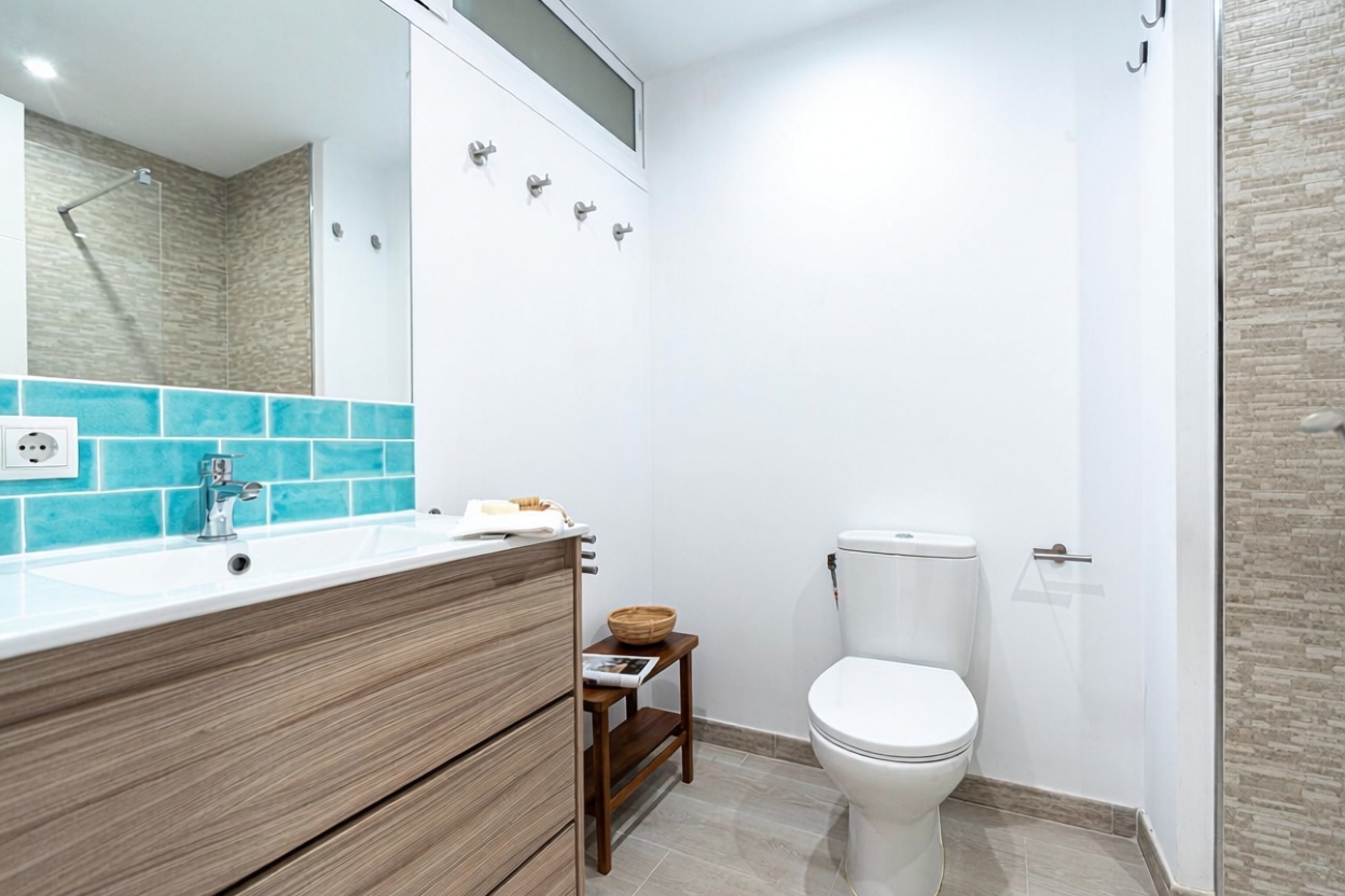 Appartement en première ligne de plage à Fuengirola — Sanitaires