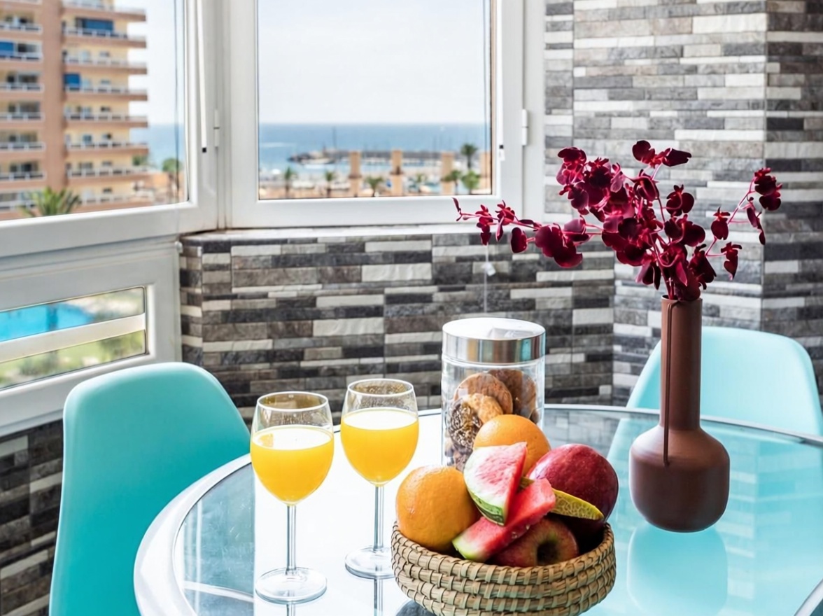 Estudio en primera línea de playa en Fuengirola