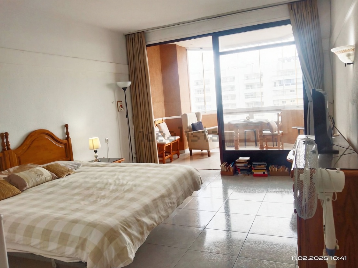 Studio en première ligne de plage à Fuengirola — Chambre