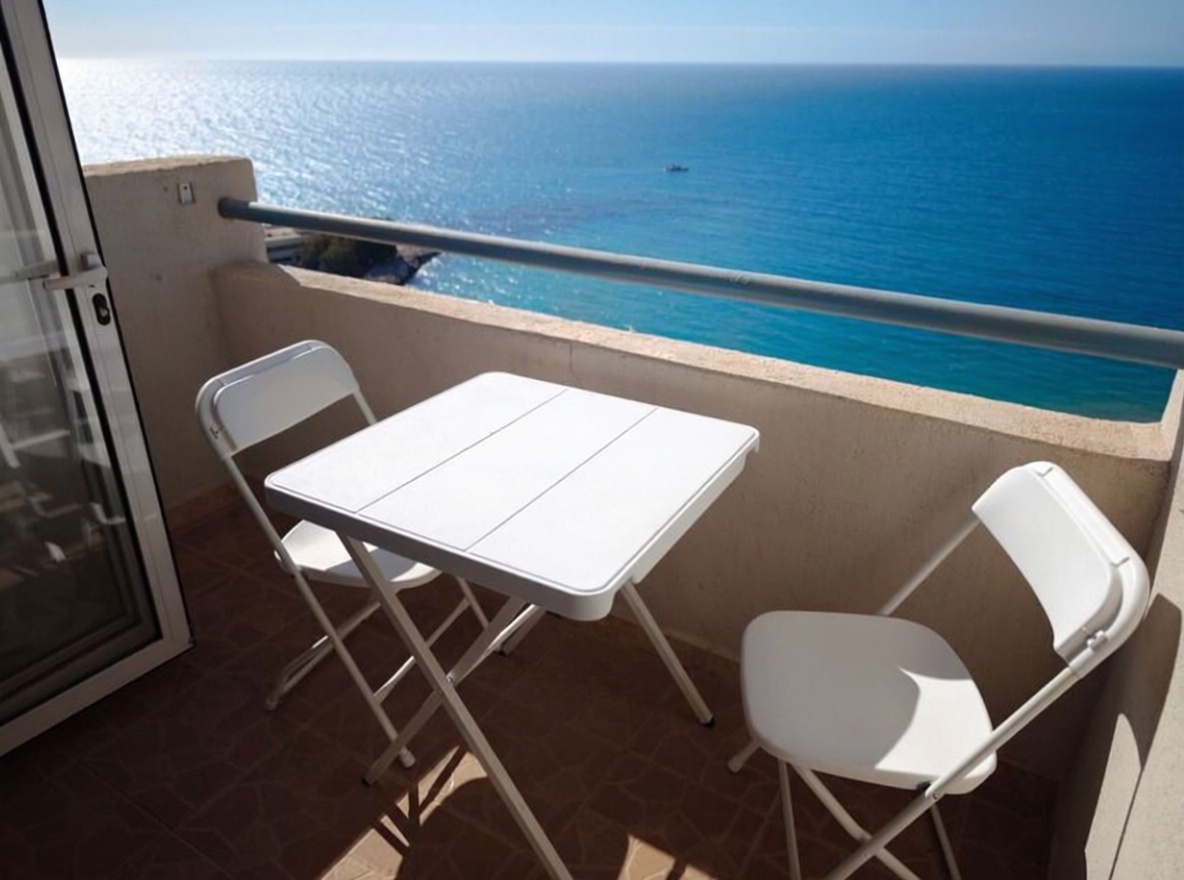 Estudio en primera línea de playa en Fuengirola