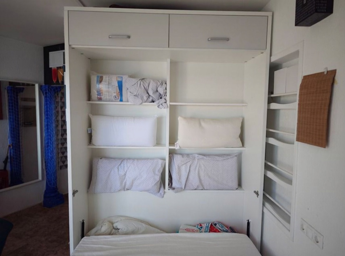 Studio en première ligne de plage à Fuengirola — Chambre
