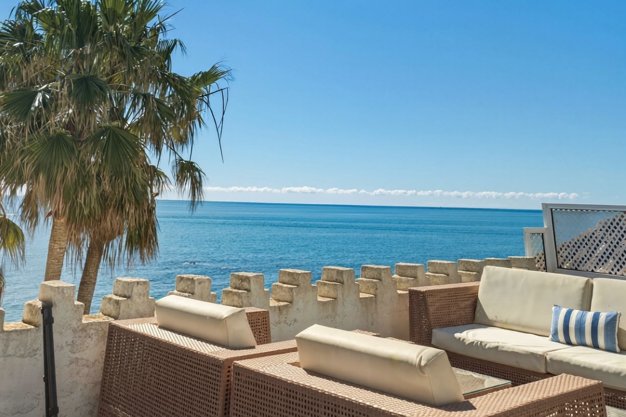 Ático en primera línea de mar en Mijas — Terraza mar